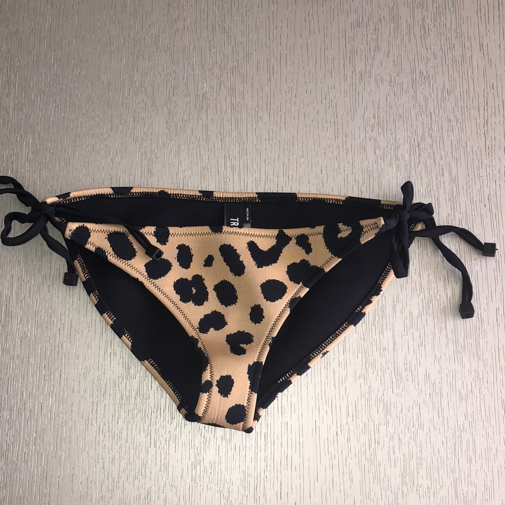 TRIANGL bikini bottom animal print Size M - Picture 1 of 4